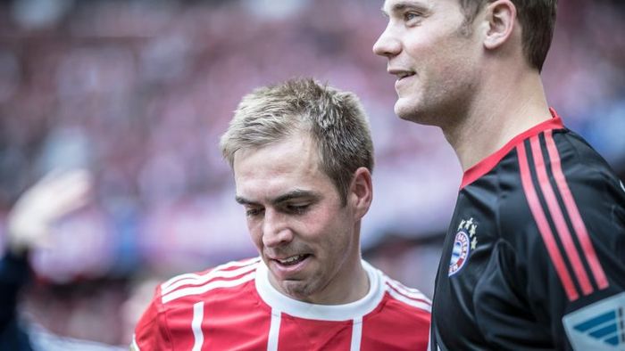 中扮演了关 中扮演了关