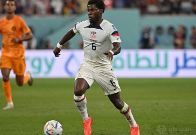 通过彼此间 通过彼此间