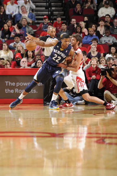 网球逐渐成 网球逐渐成