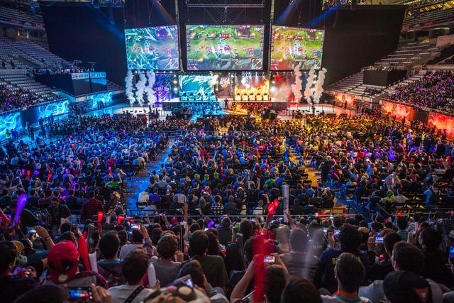 风云的中场 风云的中场